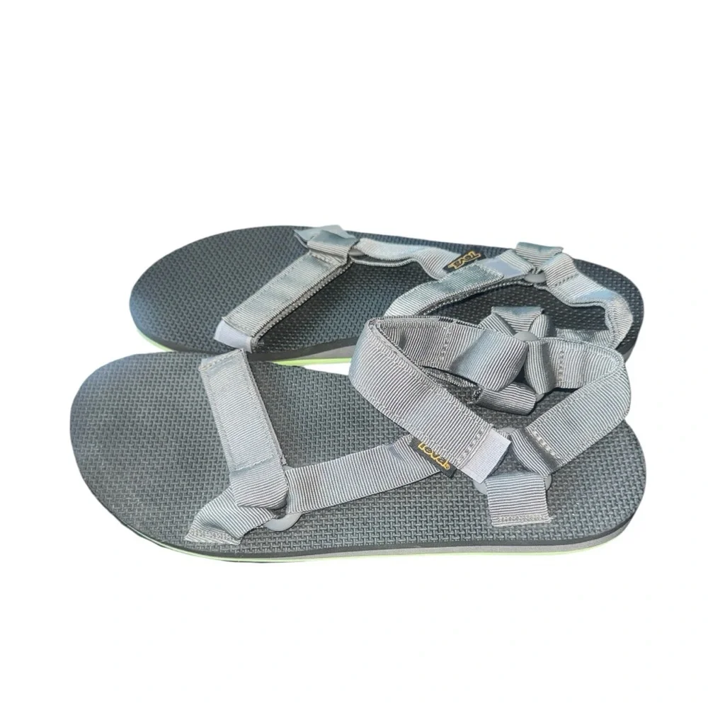 Teva Men’s Original Universal Sandal Size 11 in Grey/Black/Lime Great Condition